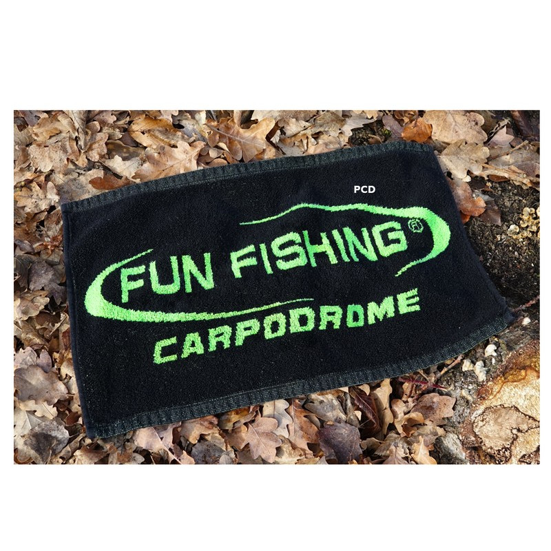 Serviette Fun Fishing Noire et Verte