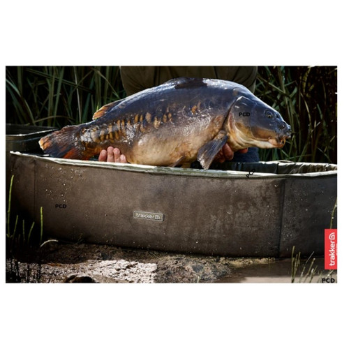 Matelas de réception Trakker Sanctuary Compact Oval Crib