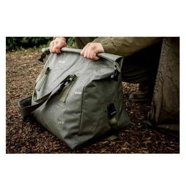 Sac Carry All Trakker DownPour Roll-Up Carryall